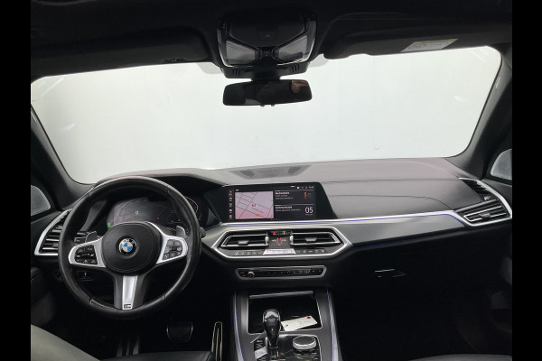 BMW X5 xDrive40i High Executive M-Sport Trekhaak HUD Pano B&W Luchtvering Stoelverw+Ventilatie Leer BOMVOL!