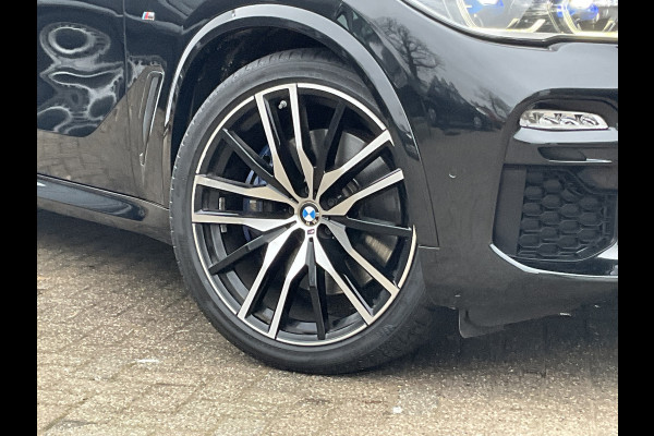 BMW X5 xDrive40i High Executive M-Sport Trekhaak HUD Pano B&W Luchtvering Stoelverw+Ventilatie Leer BOMVOL!