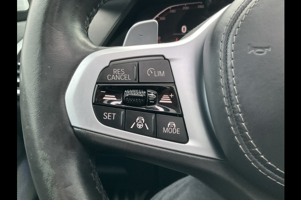BMW X5 xDrive40i High Executive M-Sport Trekhaak HUD Pano B&W Luchtvering Stoelverw+Ventilatie Leer BOMVOL!