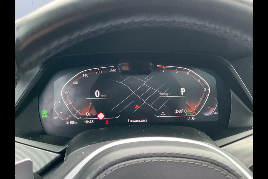 BMW X5 xDrive40i High Executive M-Sport Trekhaak HUD Pano B&W Luchtvering Stoelverw+Ventilatie Leer BOMVOL!