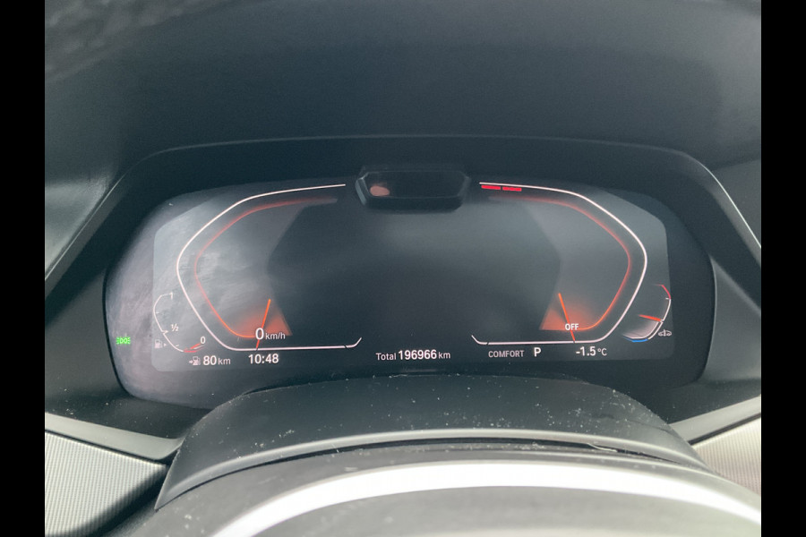 BMW X5 xDrive40i High Executive M-Sport Trekhaak HUD Pano B&W Luchtvering Stoelverw+Ventilatie Leer BOMVOL!