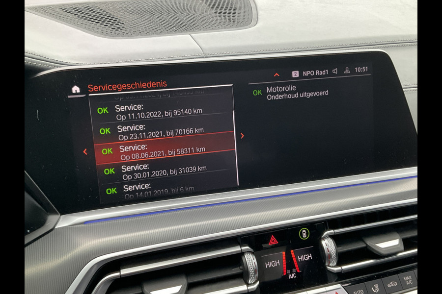 BMW X5 xDrive40i High Executive M-Sport Trekhaak HUD Pano B&W Luchtvering Stoelverw+Ventilatie Leer BOMVOL!