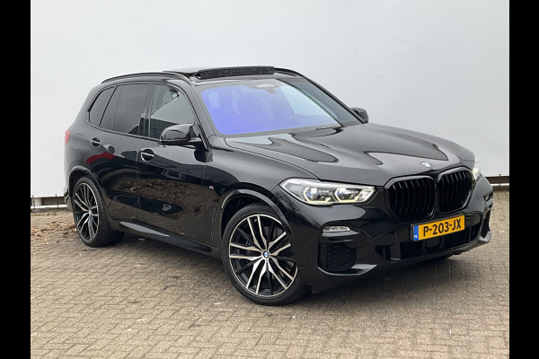 BMW X5 xDrive40i High Executive M-Sport Trekhaak HUD Pano B&W Luchtvering Stoelverw+Ventilatie Leer BOMVOL!