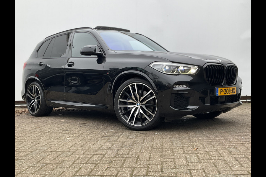 BMW X5 xDrive40i High Executive M-Sport Trekhaak HUD Pano B&W Luchtvering Stoelverw+Ventilatie Leer BOMVOL!