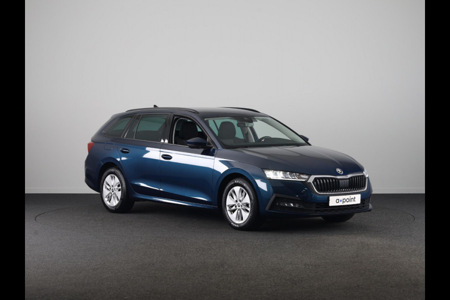 Škoda Octavia Combi 1.0 TSI Ambition 110 pk | Verlengde garantie | Navigatie | Parkeersensoren | LED koplampen |