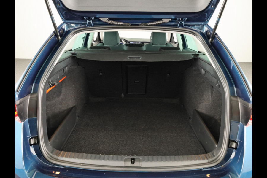Škoda Octavia Combi 1.0 TSI Ambition 110 pk | Verlengde garantie | Navigatie | Parkeersensoren | LED koplampen |