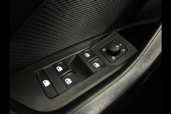 Škoda Octavia Combi 1.0 TSI Ambition 110 pk | Verlengde garantie | Navigatie | Parkeersensoren | LED koplampen |