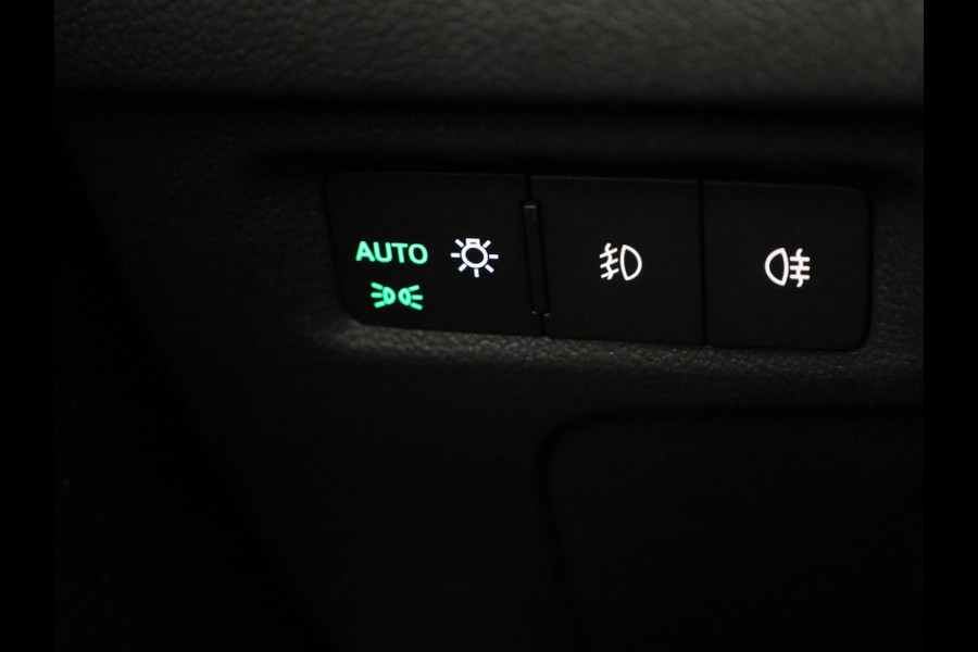 Škoda Octavia Combi 1.0 TSI Ambition 110 pk | Verlengde garantie | Navigatie | Parkeersensoren | LED koplampen |