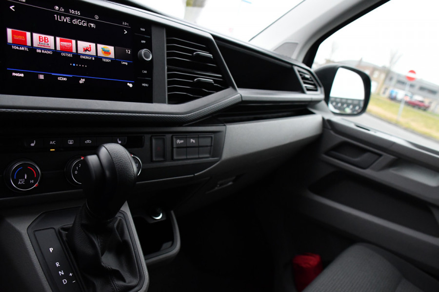 Volkswagen Transporter 2.0 TDI L2H1 30 ABT Bulli Edition Camera, Cruise, Carplay, LED, Stoelverwarming, Standkachel, Multimedia, Sensoren, Uniek!