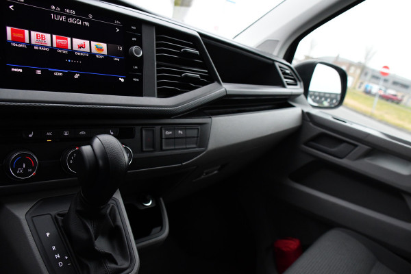 Volkswagen Transporter 2.0 TDI L2H1 30 ABT Bulli Edition Camera, Cruise, Carplay, LED, Stoelverwarming, Standkachel, Multimedia, Sensoren, Uniek!