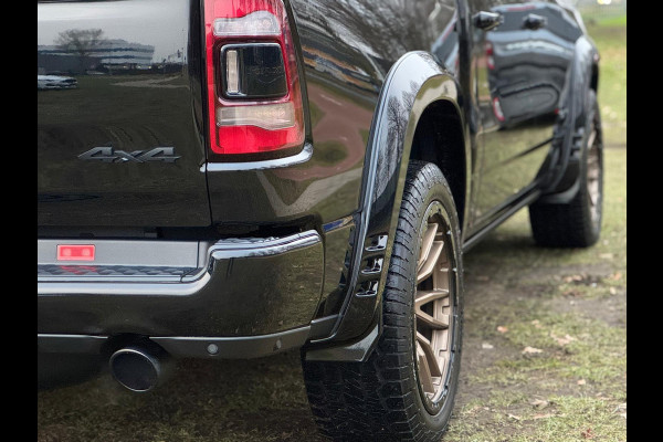 Dodge Ram 5.7 V8 HEMI 4x4 Limited Night WB Demo