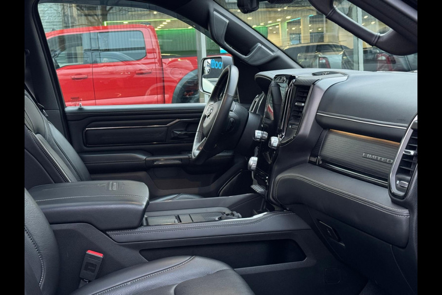 Dodge Ram 5.7 V8 HEMI 4x4 Limited Night WB Demo