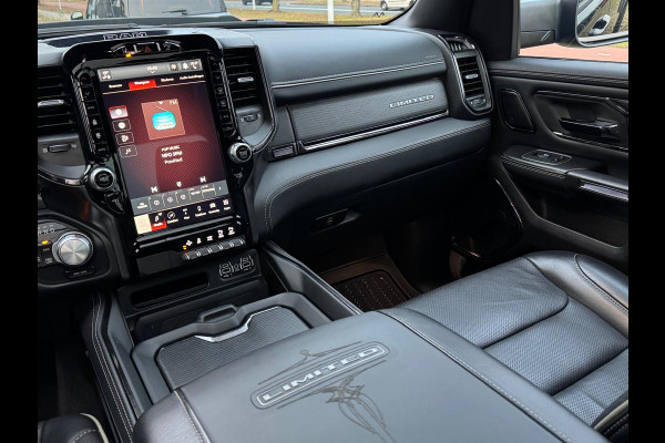 Dodge Ram 5.7 V8 HEMI 4x4 Limited Night WB Demo