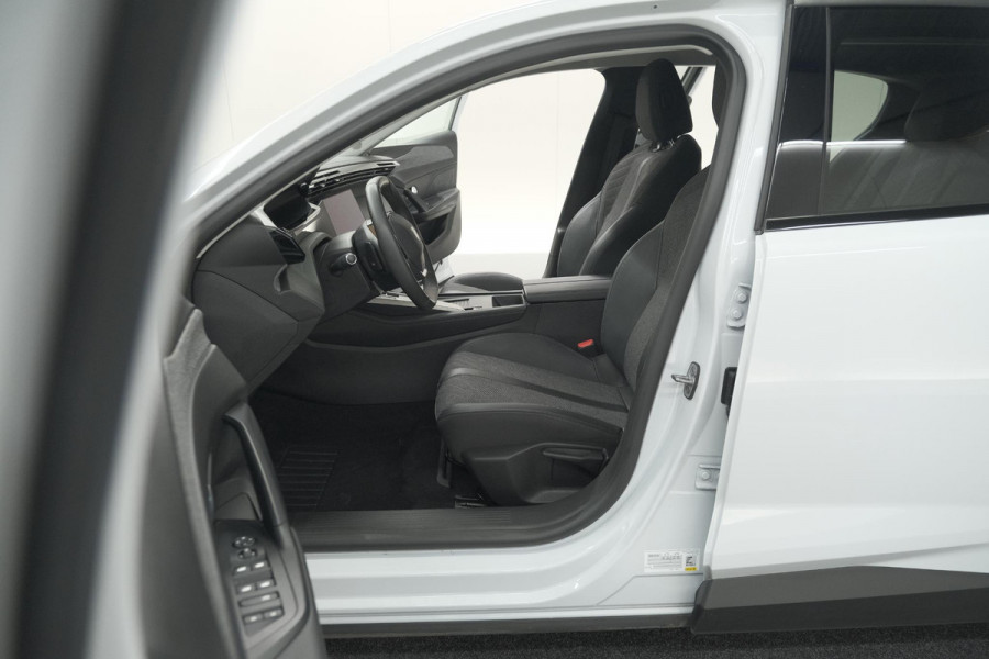 Peugeot 408 Hybrid 136 e-DCS6 Allure