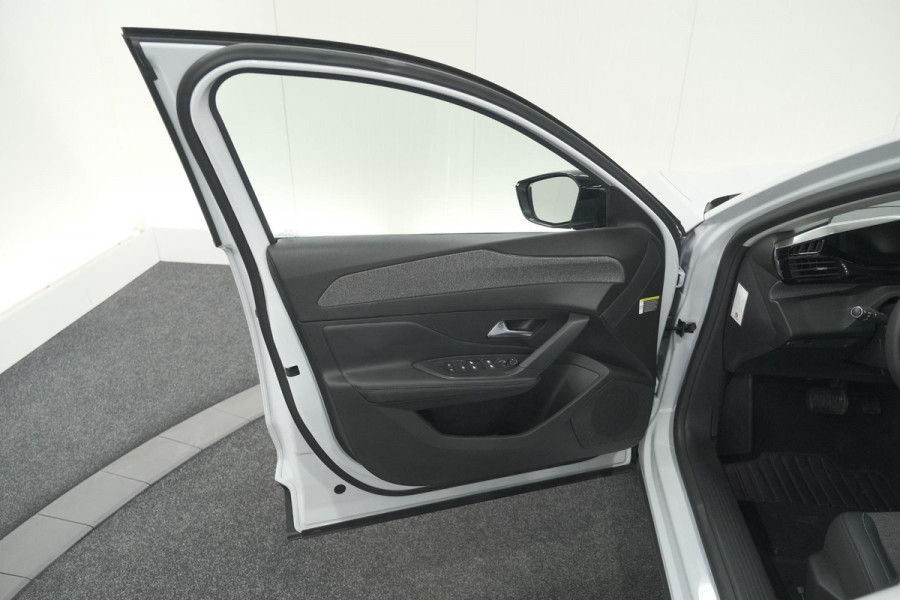 Peugeot 408 Hybrid 136 e-DCS6 Allure