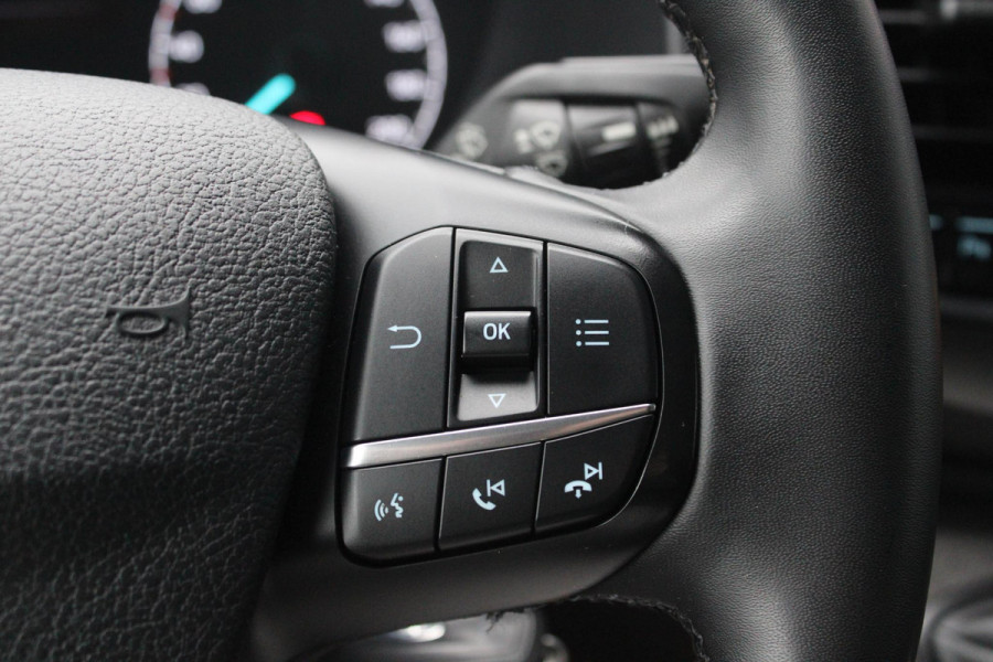 Ford Transit Custom 2.0 TDCI L1H1 Trend Dubbele Cabine | Trekhaak | Stoel + Stuurverwarming | Camera | Cruise Control | Carplay |