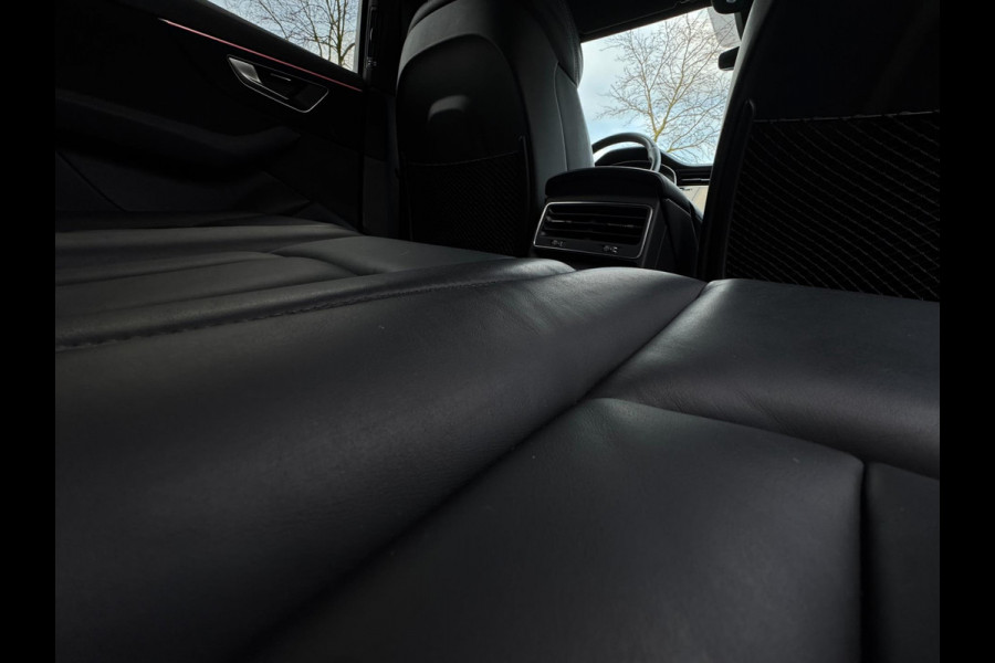 Audi Q7 55 TFSI e quattro Pro Line Plus TREKHAAK WEGKL / LEDER / PANO / STOELEN MEMORY / LUCHTVERING / VIRTUAL COCKP / HEAD-UP.