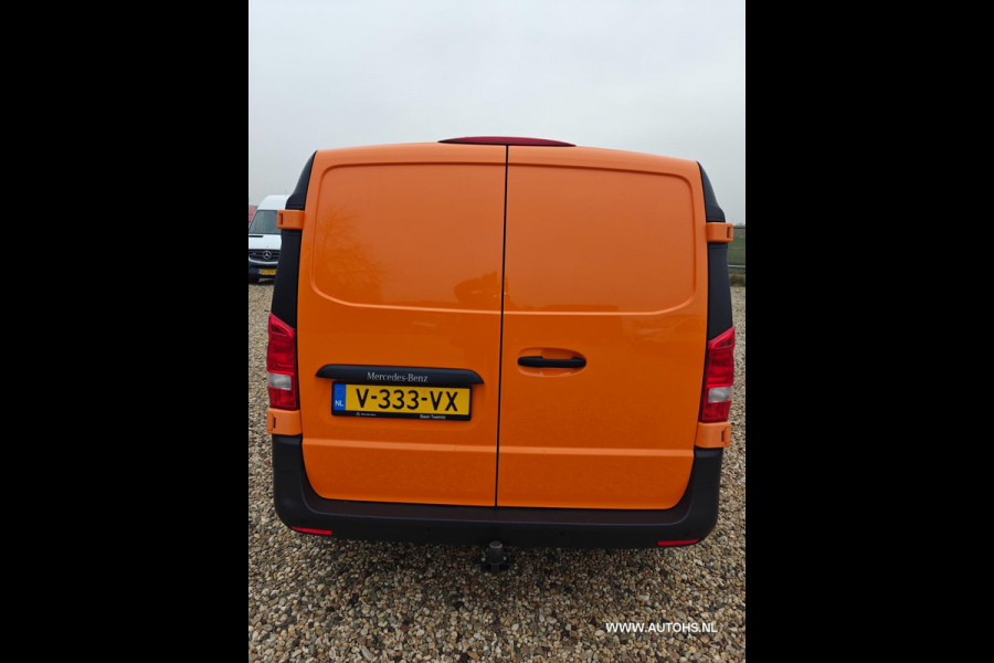 Mercedes-Benz Vito 111 CDI , 1e Eig , Euro 6 , camera , navi , cruise , dealer onderhouden.