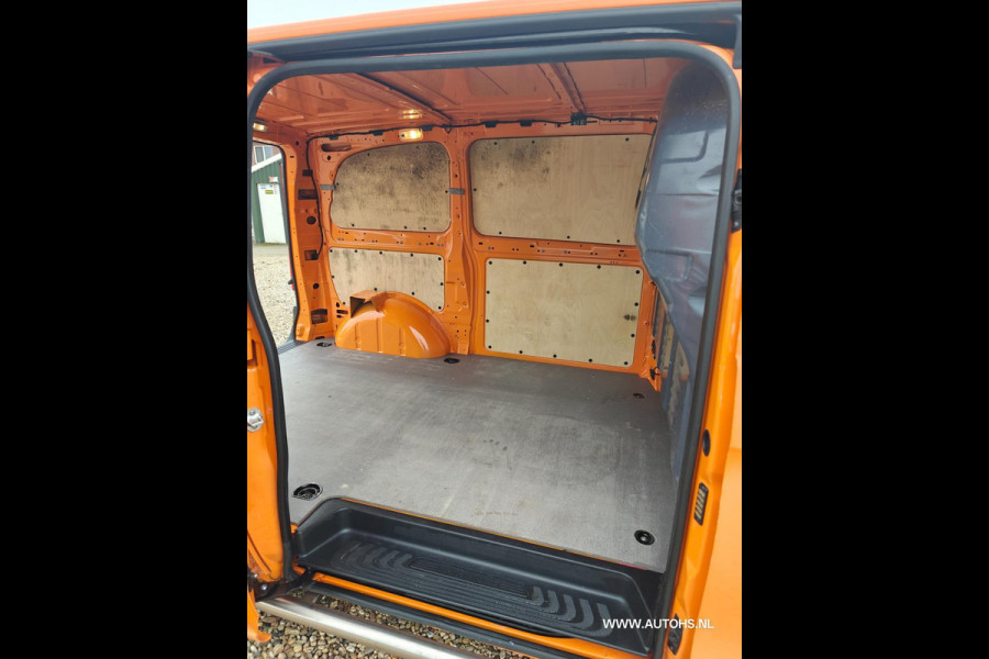 Mercedes-Benz Vito 111 CDI , 1e Eig , Euro 6 , camera , navi , cruise , dealer onderhouden.