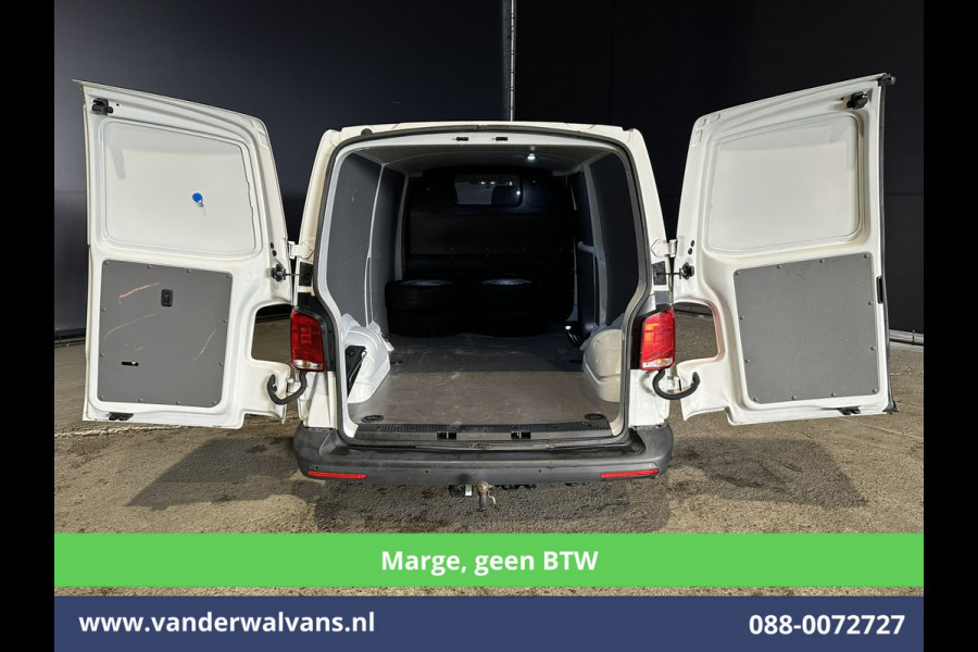 Volkswagen Transporter 2.0 TDI 150pk **Marge, GEEN BTW** L2H1 Euro6 Airco | 2500kg Trekhaak | Cruisecontrol | Stoelverwarming Parkeersensoren, Bijrijdersbank