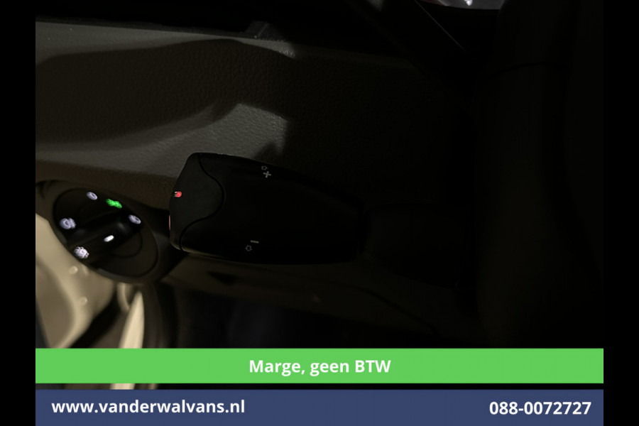 Volkswagen Transporter 2.0 TDI 150pk **Marge, GEEN BTW** L2H1 Euro6 Airco | 2500kg Trekhaak | Cruisecontrol | Stoelverwarming Parkeersensoren, Bijrijdersbank