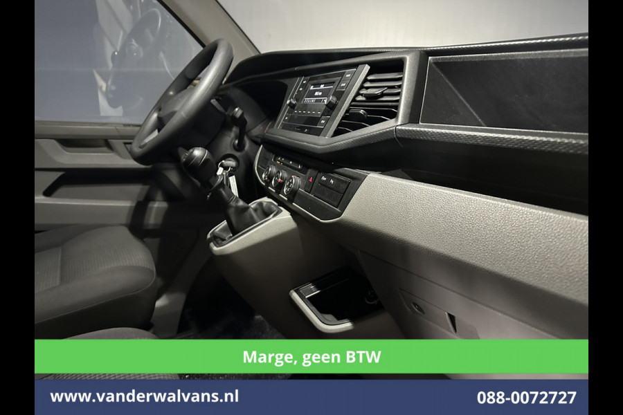 Volkswagen Transporter 2.0 TDI 150pk **Marge, GEEN BTW** L2H1 Euro6 Airco | 2500kg Trekhaak | Cruisecontrol | Stoelverwarming Parkeersensoren, Bijrijdersbank