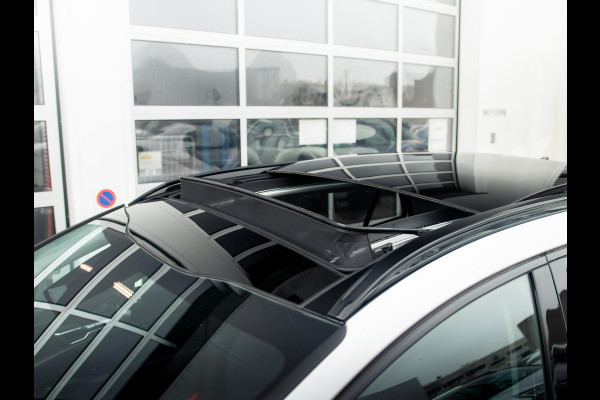 Kia Sportage 1.6 T-GDi Plug-in Hybrid AWD DynamicPlusLine | Uit voorraad leverbaar! | Panodak | Climate | Stoel & Stuur verwarming | 19" velgen