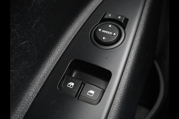 Kia Stonic 1.0 T-GDi ComfortPlusLine Navigator | Carplay | Navigatie | Camera | Cruise control | Parkeerhulp | Airco | Bluetooth