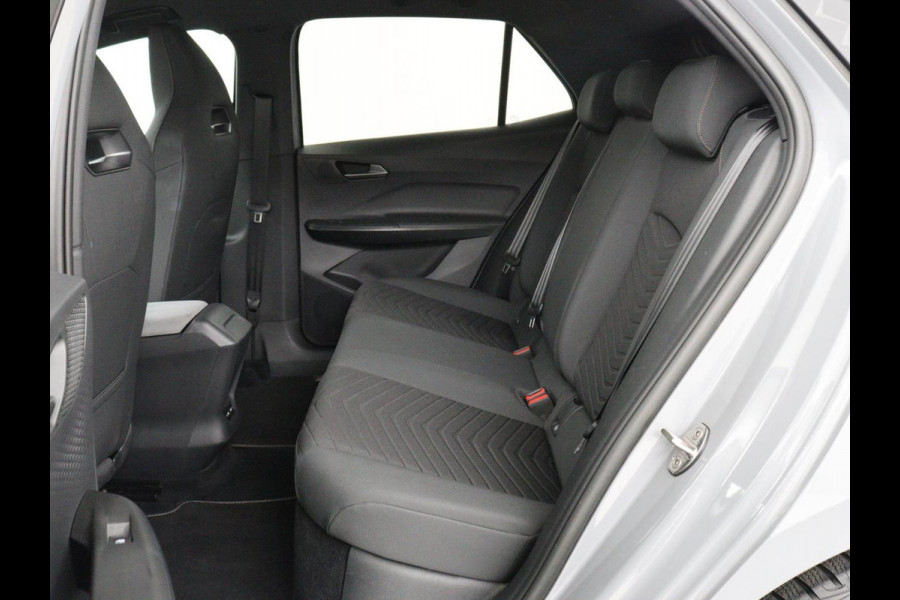 CUPRA Born Adrenaline One 62 kWh | Stoelverwarming | 19'' | Sfeerverlichting | Adaptive cruise | Carplay | Navigatie | Full LED | Camera | Stuurverwarming