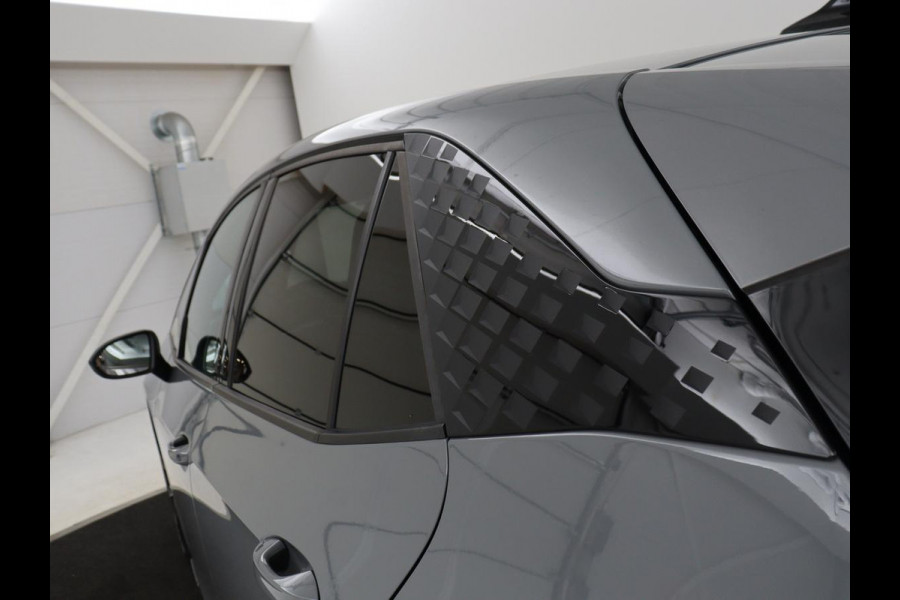 CUPRA Born Adrenaline One 62 kWh | Stoelverwarming | 19'' | Sfeerverlichting | Adaptive cruise | Carplay | Navigatie | Full LED | Camera | Stuurverwarming