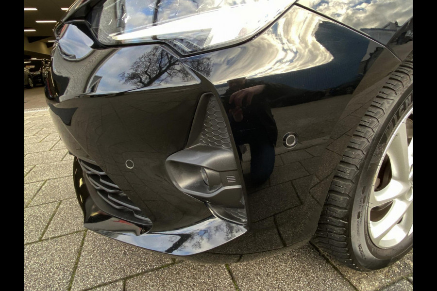 Opel Corsa 1.2 GS Line - Apple CarPlay I Airco I PDC/Achteruitrij camera I Sport interieur & Velgen I Dealer onderhouden