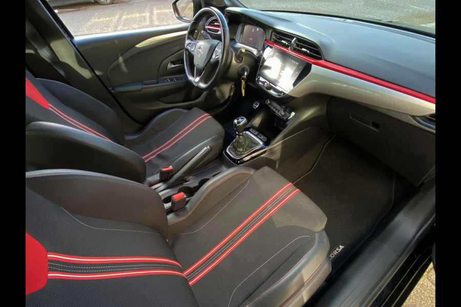 Opel Corsa 1.2 GS Line - Apple CarPlay I Airco I PDC/Achteruitrij camera I Sport interieur & Velgen I Dealer onderhouden