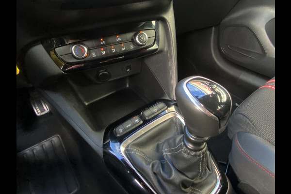 Opel Corsa 1.2 GS Line - Apple CarPlay I Airco I PDC/Achteruitrij camera I Sport interieur & Velgen I Dealer onderhouden