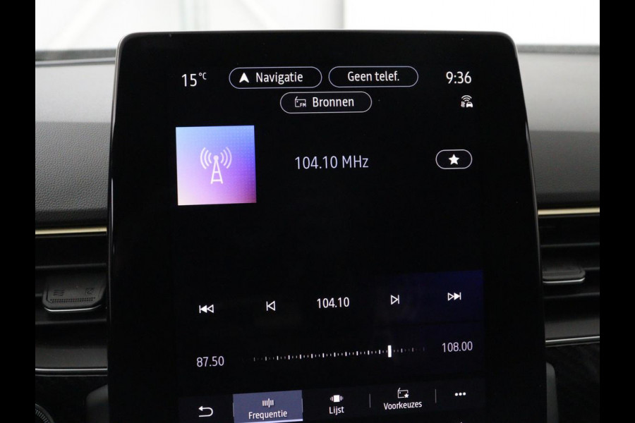 Renault Arkana 1.6 E-Tech hybrid 145 E-Tech engineered | Panoramadak | Stoelverwarming | Trekhaak | Leder/Alcantara | Carplay | Adaptive cruise | File Assistent | Navigatie | Sfeerverlichting