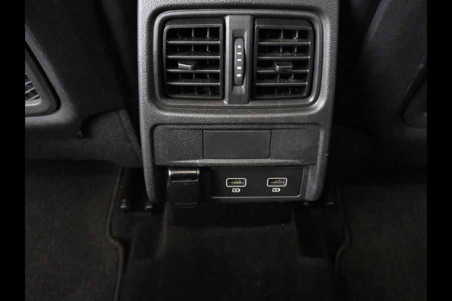 Renault Arkana 1.6 E-Tech hybrid 145 E-Tech engineered | Panoramadak | Stoelverwarming | Trekhaak | Leder/Alcantara | Carplay | Adaptive cruise | File Assistent | Navigatie | Sfeerverlichting