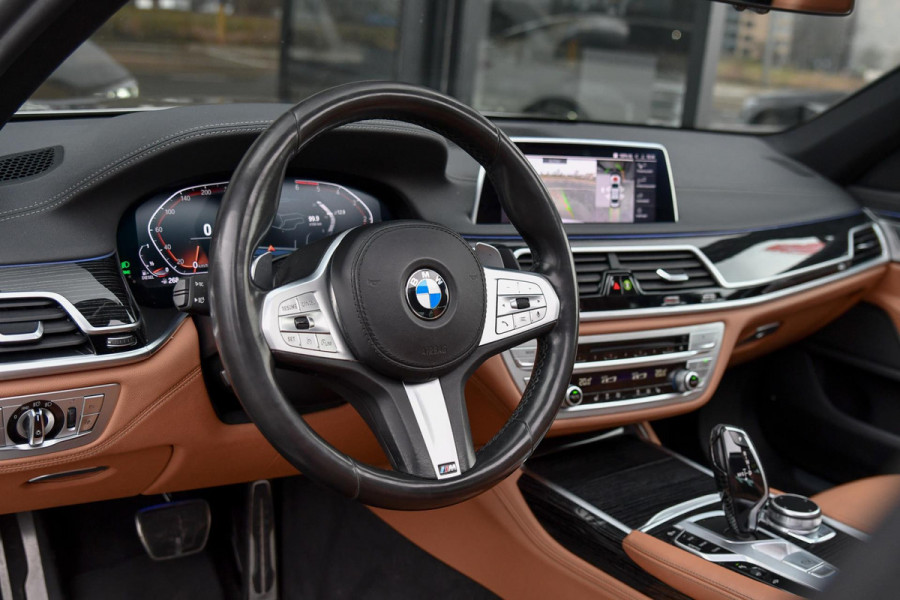 BMW 7 Serie 730d M-Sport. Pano, Softclose, HUD, Luchtv, 360, Keyless, Aero, Hifi, CarPlay, Sfeer!