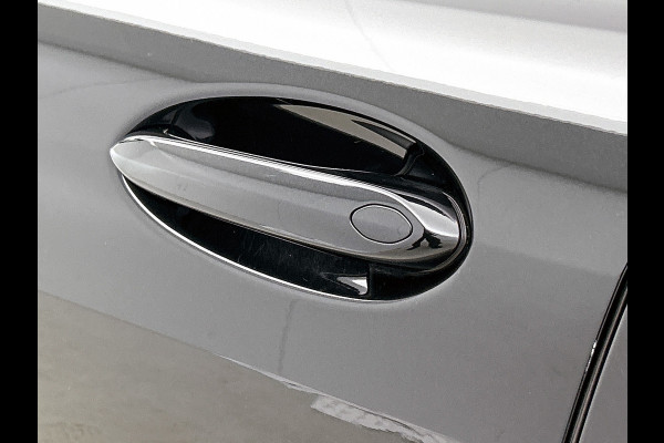 BMW 8 Serie Gran Coupé 840i xDrive M-sport(Dealer OnderH, Carplay, 360 Camera, Stoel VerW/ Koeling, Addp Cruise, Head-up, Etc)