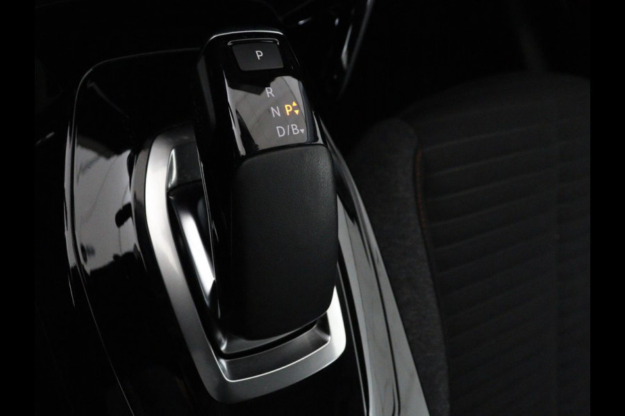 Peugeot e-208 EV Active Pack 50 kWh | SOH 91% | 3 Fase | Stoelverwarming | Navigatie | Carplay | Parkeerhulp | DAB | Full LED | Climate control | Cruise control