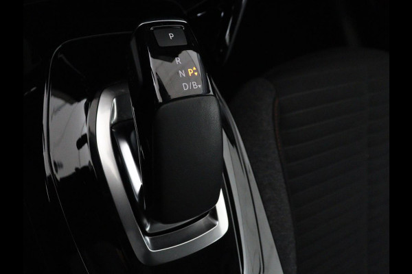 Peugeot e-208 EV Active Pack 50 kWh | SOH 91% | 3 Fase | Stoelverwarming | Navigatie | Carplay | Parkeerhulp | DAB | Full LED | Climate control | Cruise control