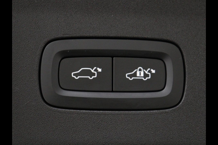 Polestar 2 Long Range Dual Motor Launch Edition 78kWh | SOH 90% | Panoramadak | Trekhaak | 360 Camera | Achterbankverwarming | Adaptive cruise | Carplay | Camera | Stoelverwarming | Keyless