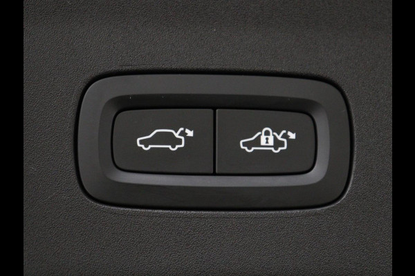 Polestar 2 Long Range Dual Motor Launch Edition 78kWh | SOH 90% | Panoramadak | Trekhaak | 360 Camera | Achterbankverwarming | Adaptive cruise | Carplay | Camera | Stoelverwarming | Keyless