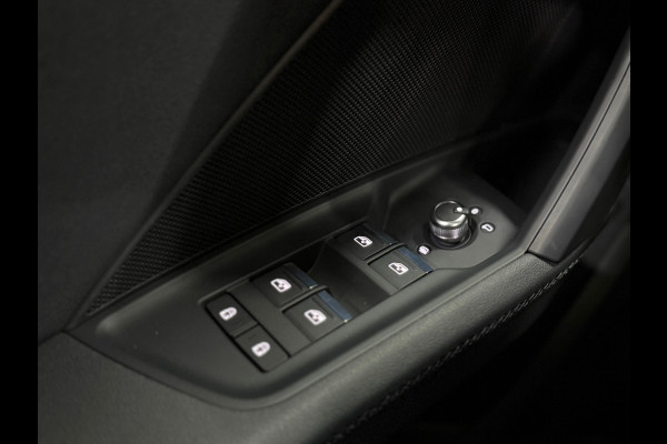 Audi A3 Sportback 35 TFSI S Black edition | S-Line | Pano | Camera | Matrix LED | RS-stoelen | Adaptive Cruise | Navigatie | NAP