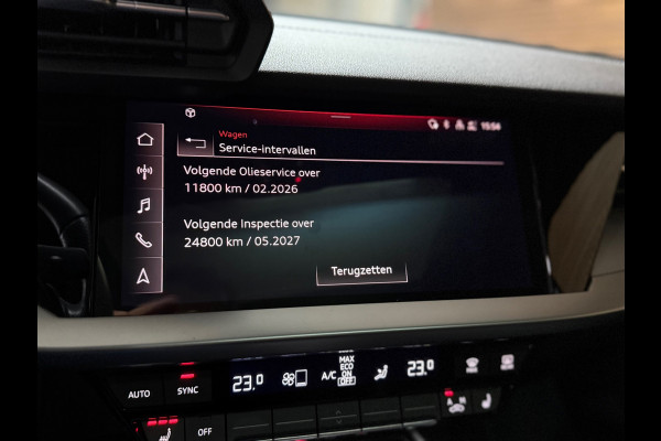 Audi A3 Sportback 35 TFSI S Black edition | S-Line | Pano | Camera | Matrix LED | RS-stoelen | Adaptive Cruise | Navigatie | NAP