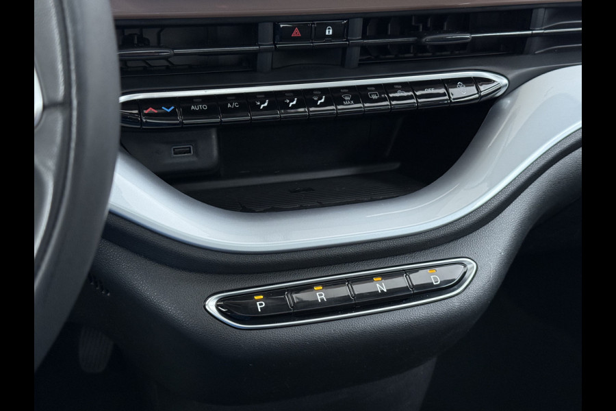 Fiat 500 Icon 42 kWh SOH 89% Panoramadak Navi Apple Carplay Android Auto Ecc Cruise Control Pdc Lmv 16" Lane Control Traffic Sign Recognition DAB Led SOH 89% Origineel Nederlandse Auto
