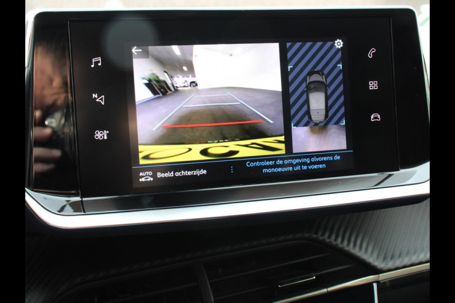 Peugeot 208 1.2 PureTech Allure Pack | Navigatie | Apple Carplay/Android Auto | Airco | Parkeer sensoren | Cruise Control | Led | Lichtmetalen Velgen | Stoelverwarming