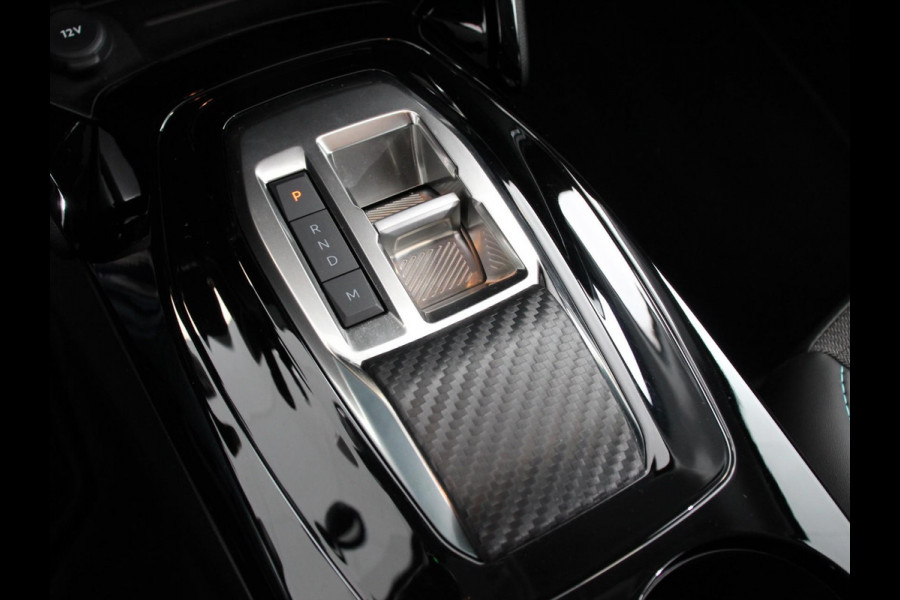 Peugeot 208 1.2 PureTech Allure Pack | Navigatie | Apple Carplay/Android Auto | Airco | Parkeer sensoren | Cruise Control | Led | Lichtmetalen Velgen | Stoelverwarming