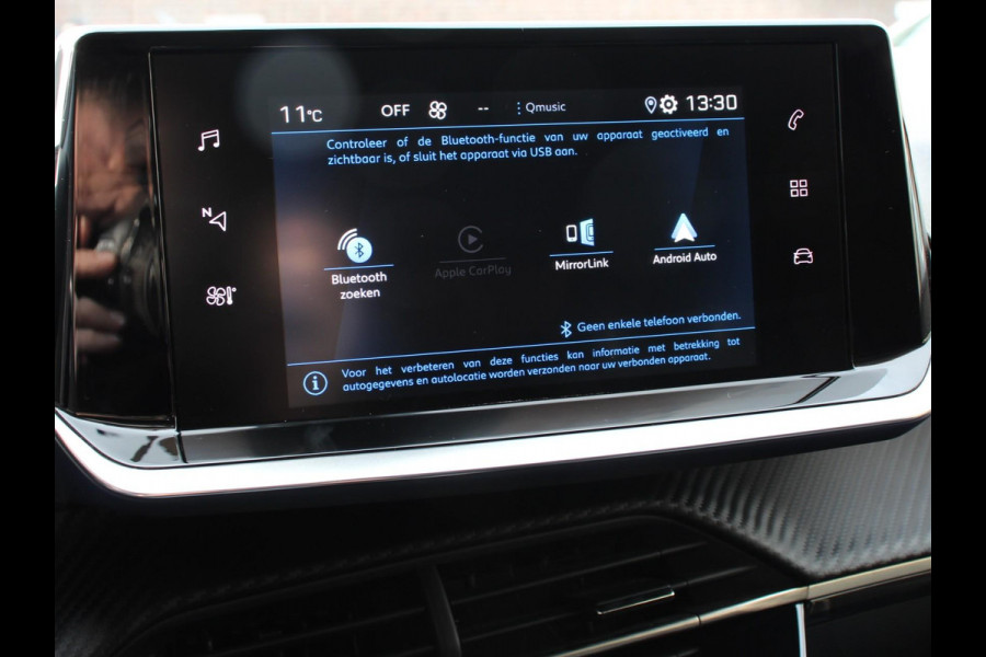 Peugeot 208 1.2 PureTech Allure Pack | Navigatie | Apple Carplay/Android Auto | Airco | Parkeer sensoren | Cruise Control | Led | Lichtmetalen Velgen | Stoelverwarming