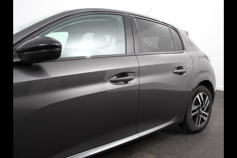 Peugeot 208 1.2 PureTech Allure Pack | Navigatie | Apple Carplay/Android Auto | Airco | Parkeer sensoren | Cruise Control | Led | Lichtmetalen Velgen | Stoelverwarming