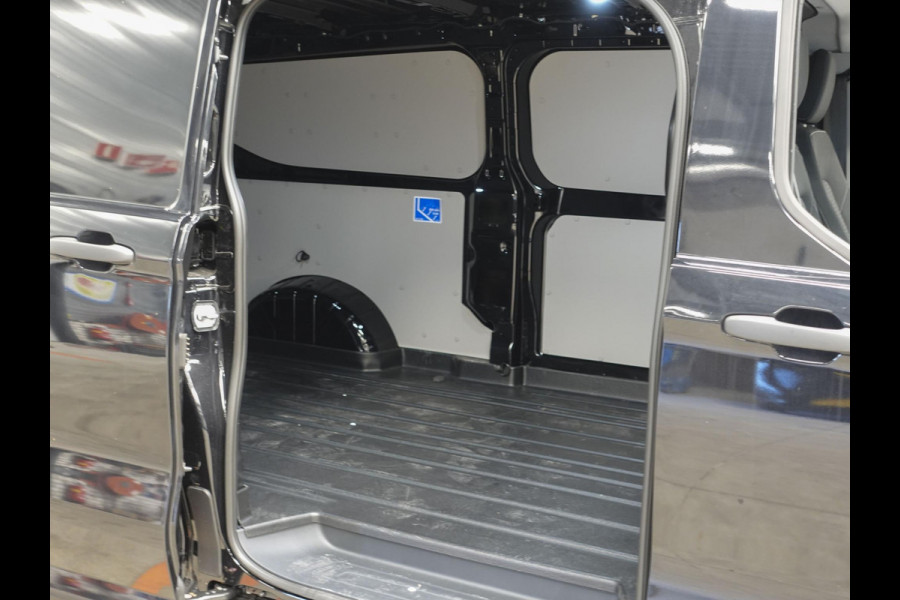 Ford Transit Custom 300 2.0 TDCI L2H1 Trend Nieuw Model Ford Transit Custom 300 2.0 TDCI L2H1 Trend NM Navi Cruise Camera Parkeersensoren Trekhaak