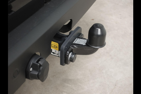 Ford Transit Custom 300 2.0 TDCI L2H1 Trend Nieuw Model Ford Transit Custom 300 2.0 TDCI L2H1 Trend NM Navi Cruise Camera Parkeersensoren Trekhaak